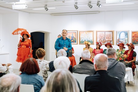 Sprehod skozi čas – Likovna razstava DU Ravne (12)